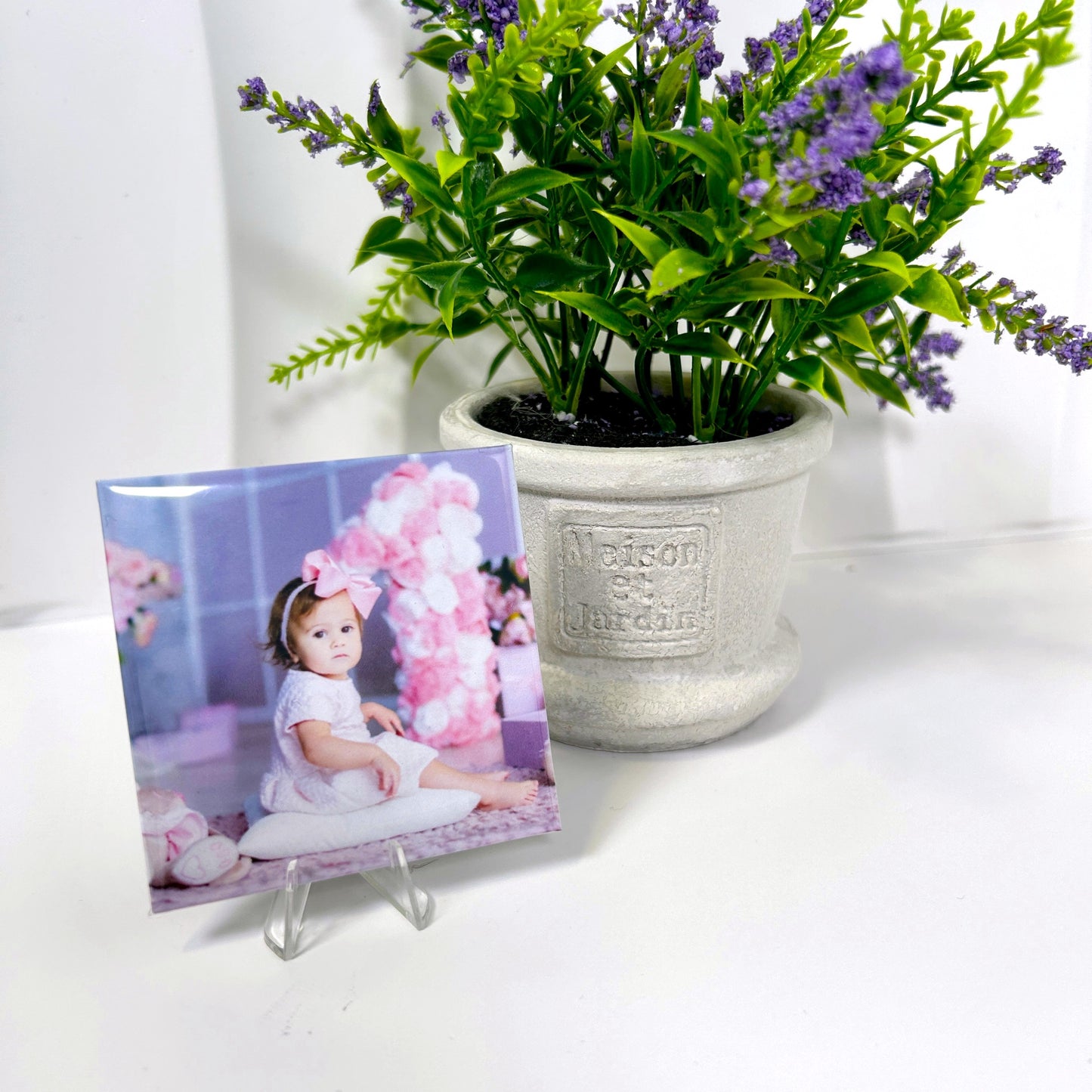 acrylic stand timeless crafts